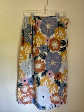 Pretty, After Shower or Bathing Suit Coverup